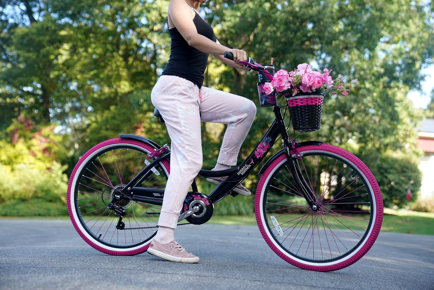 26" Susan G. KomenĀ® Floral Cruiser